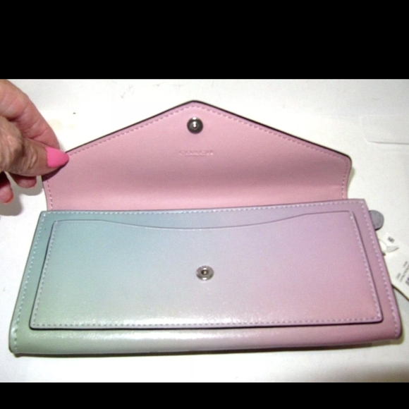 Coach Wallet NWT - Picture 4 of 6